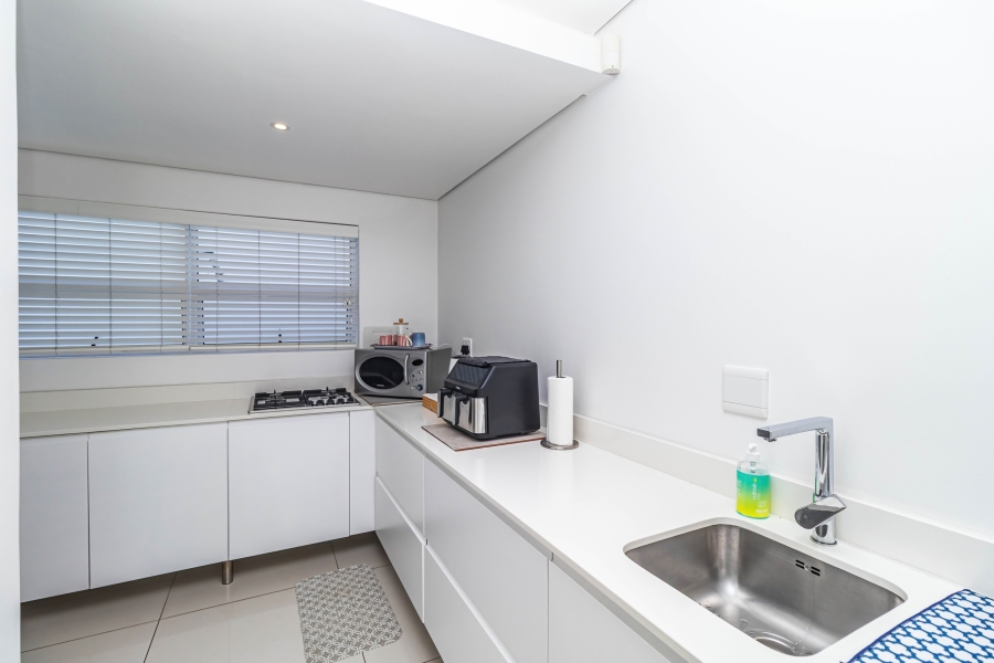 5 Bedroom Property for Sale in Melkbosstrand Central Western Cape